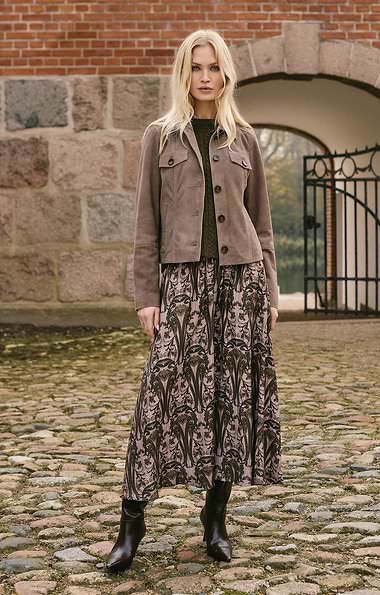 Ladies Paisley Print Maxi Skirt