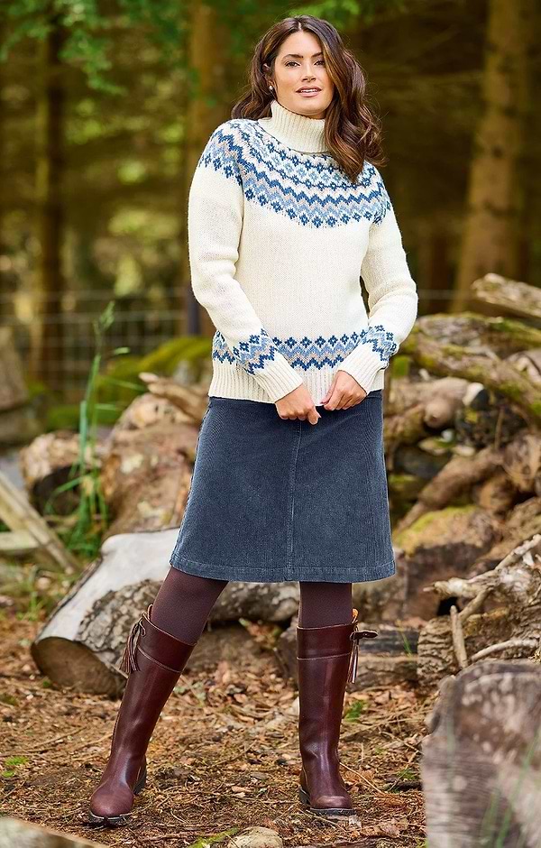 Ladies Short Needlecord Skirt