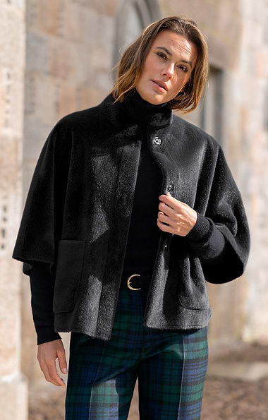 Ladies Rino & Pelle Faux Fur Cape