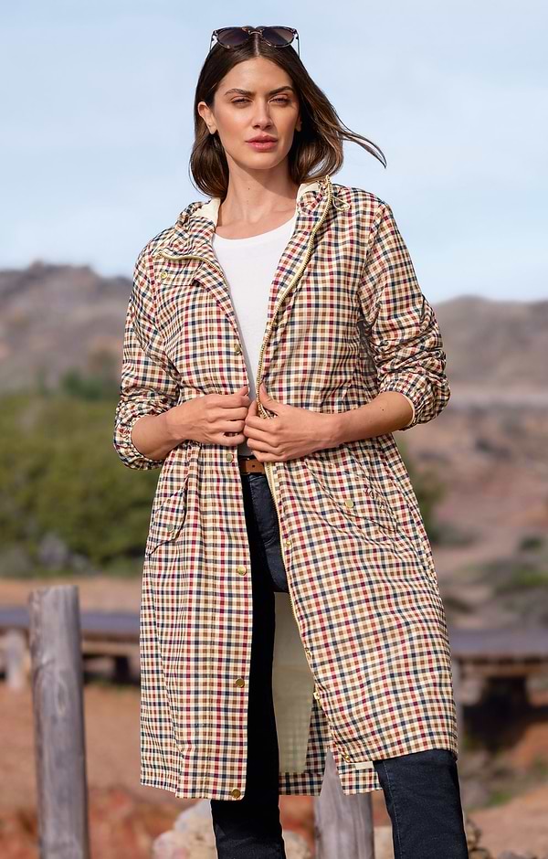 Ladies Joules Waterproof Holkham Packable Hooded Raincoat