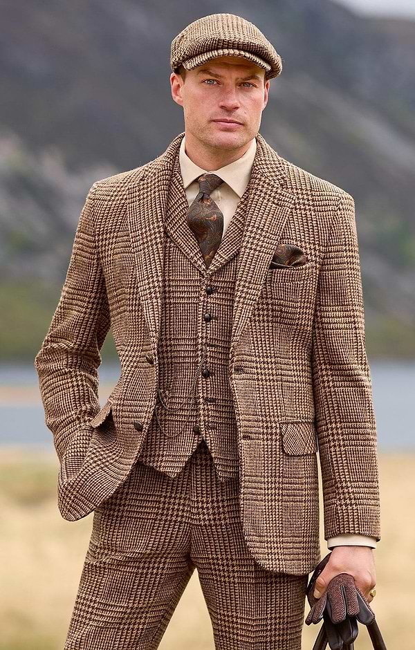 Men's Single Breasted Harris Tweed® Waistcoat