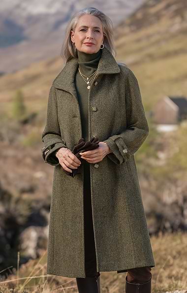 Ladies British Tweed Full Length Raglan Coat