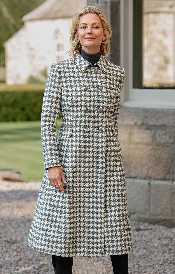 Ladies Double Breasted Balmoral Houndstooth Coat