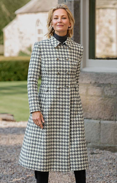 Ladies Double Breasted Balmoral Houndstooth Coat