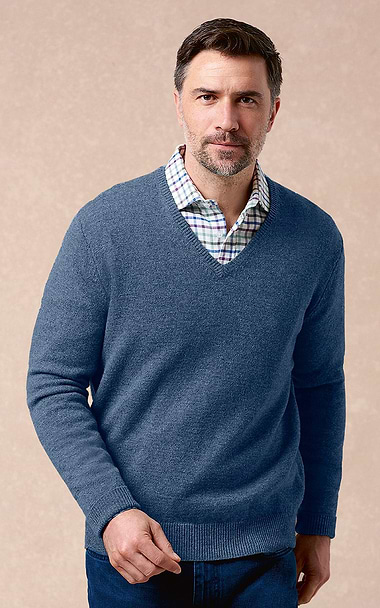Men's Lambswool V Neck