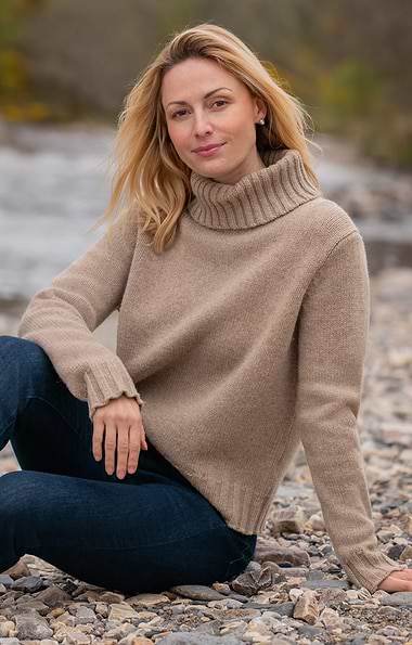 Ladies Lambswool Modern Box Roll Neck