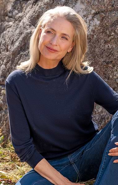Ladies Merino Turtle Neck Jumper