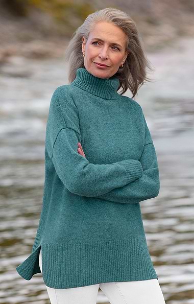 Ladies Shetland Relaxed Roll Neck