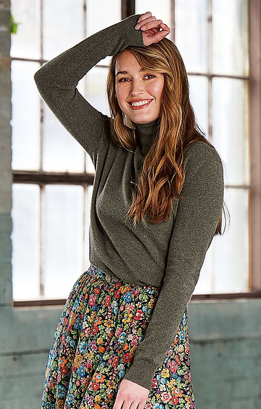 Ladies Cashmere 2-Ply Roll Neck Jumper