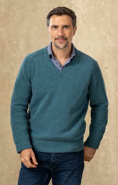 Men's 2-Ply Lambswool V-Neck