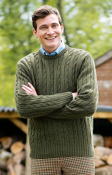Men's Lambswool Cable Knit Crew Neck Jumper
