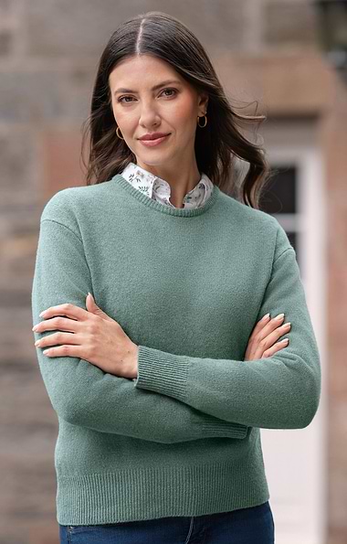 Ladies House of Bruar Lambswool Crew Neck Jumper