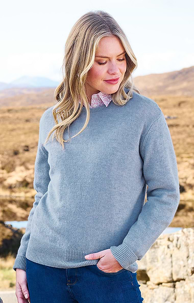 Ladies House of Bruar Lambswool Crew Neck Jumper