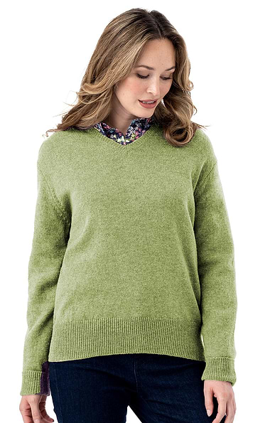 Ladies House of Bruar Lambswool V-Neck Sweater