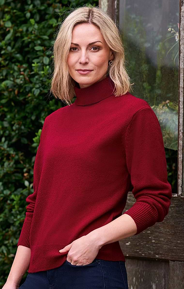 Ladies House of Bruar Lambswool Roll Neck