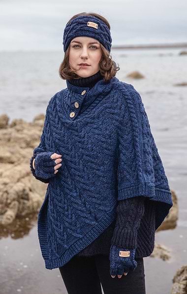 Ladies Aran Button Poncho
