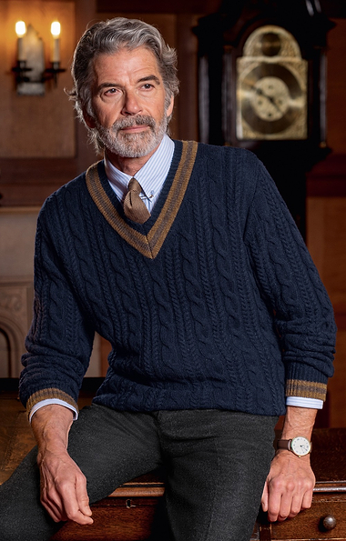 Men's House of Bruar Lambswool Henley V Neck Jumper