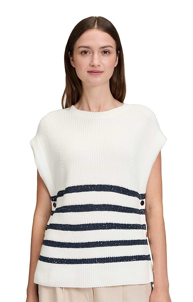 Ladies Betty & Co Slouchy Slipover With Button Accents