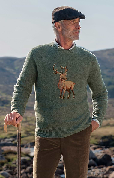 Men's Lambswool Graphic Crew Neck