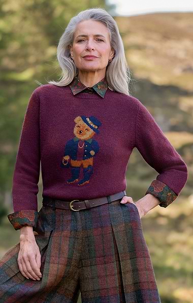 Ladies Bruar Bear Lambswool Crew