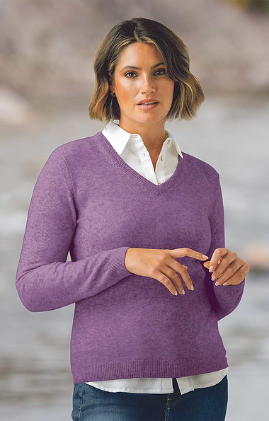 Ladies 2-Ply Cashmere V-Neck Sweater