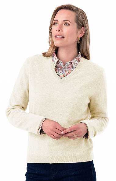 Ladies 2-Ply Cashmere V-Neck Sweater