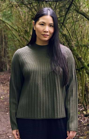Ladies Knitted Rib Turtle Neck Jumper