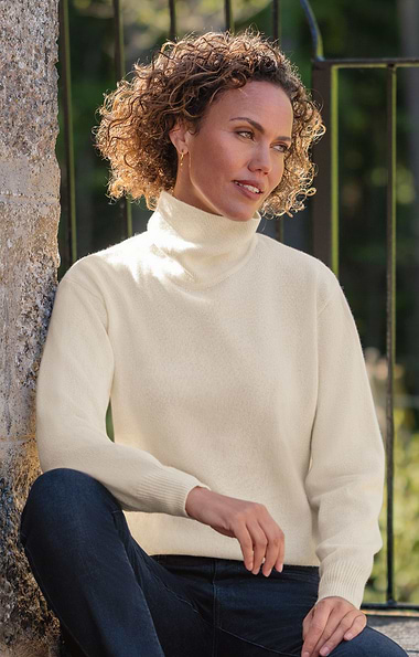 Ladies 3-Ply Cashmere Roll Neck