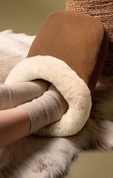 Unisex Sheepskin Foot Warmer