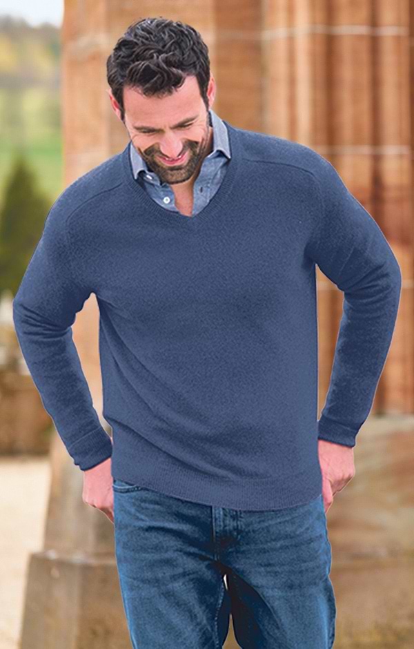 Men's Cashmere V-Neck Jumper