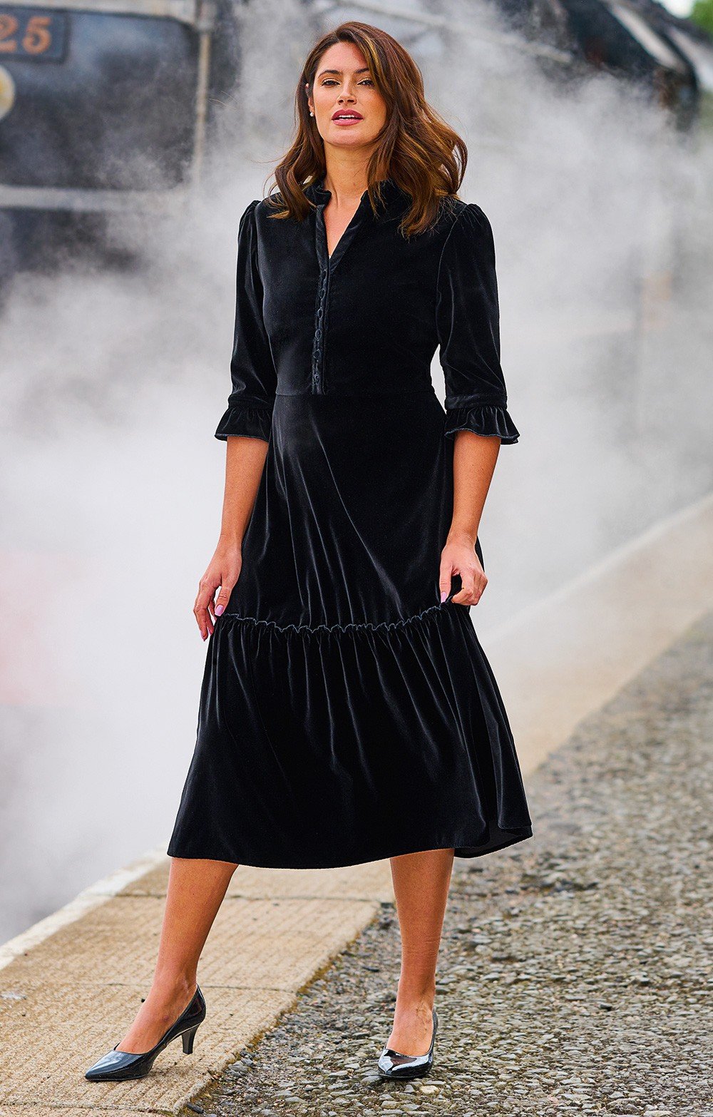 Ladies Victorian Velvet Dress, Black - House of Bruar